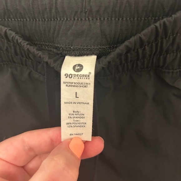 90 Degree By Reflex Black Athletic Shorts Relaxed Fit - Picture 3 of 3